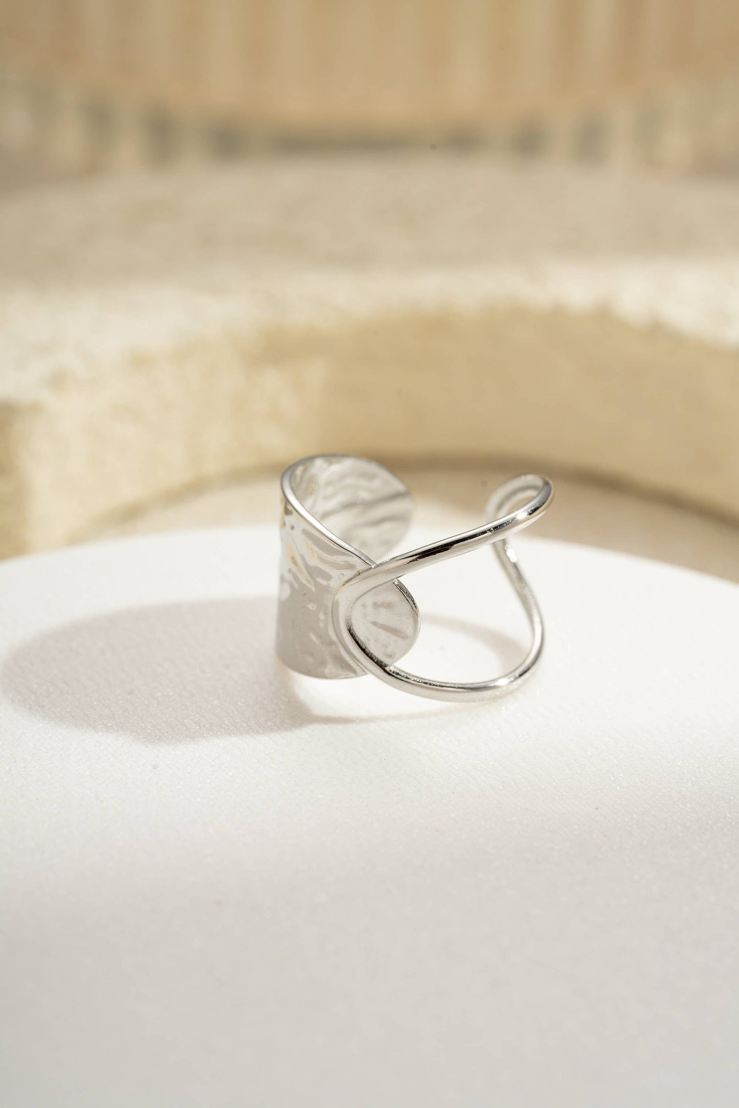 Gegraveerde Open Sculpturale Ring Roestvrij Staal Verstelbaar Zilver | Beautiva Boutique