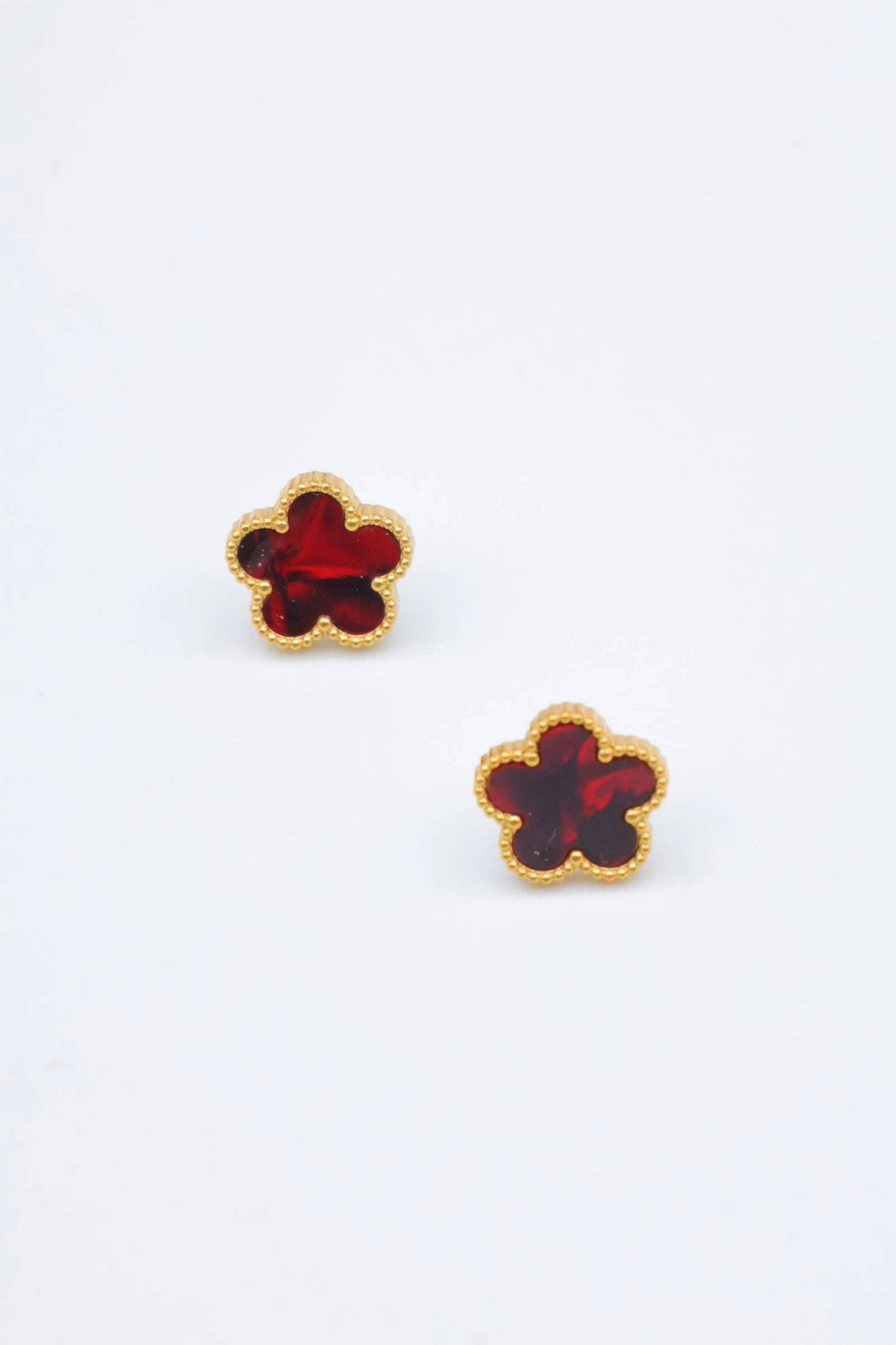 Klaver Oorbellen van roestvrijstaal 14 Karaats Verguld kleur BORDEAUX|Beautiva Boutique