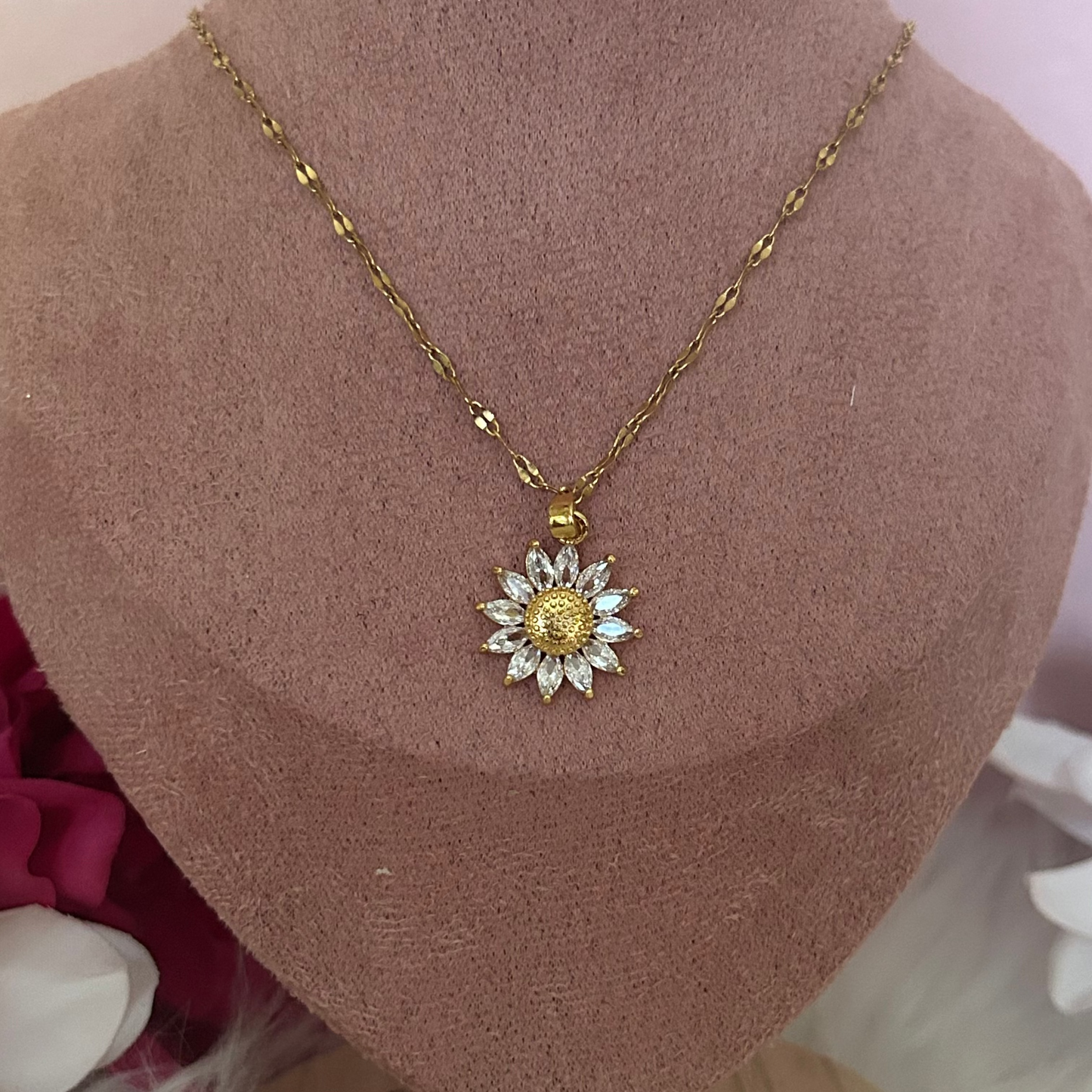 Sunshine Flower Ketting, 18K Verguld RVS met kristallen | Beautiva Boutique