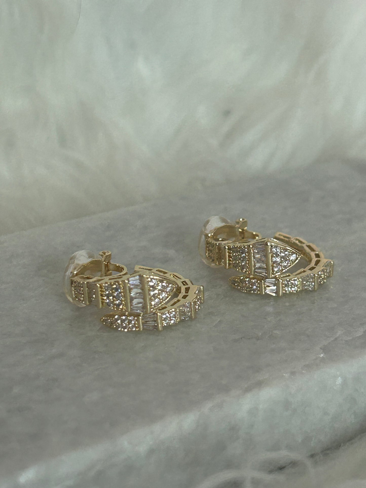 Elegante Clip Creolen Oorbellen met Stralende Strass: Or jaune|Beautiva Boutique