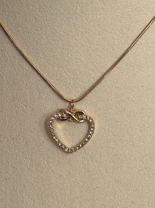 Oneindige hartketting van roestvrij staal met fonkelende strass-steentjes |Beautiva Boutique