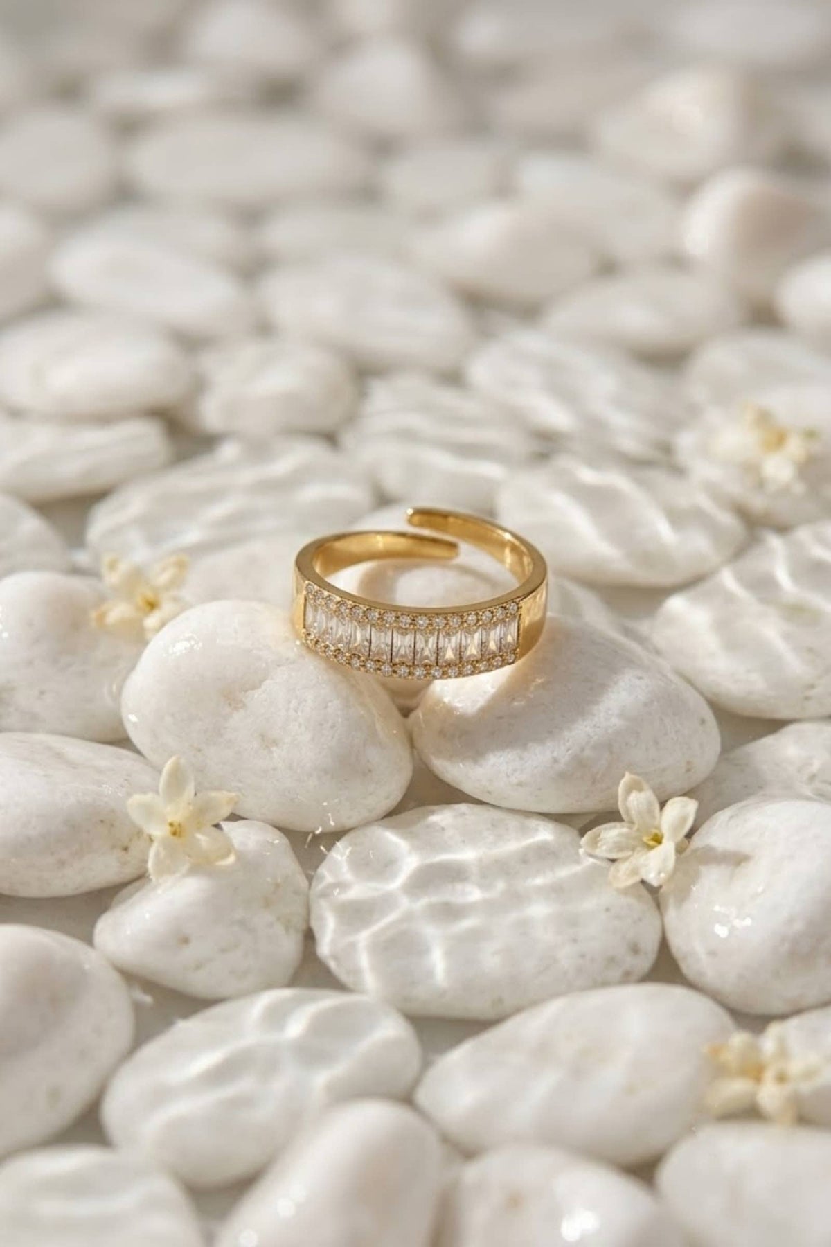 Luxe Strass Ring Elegantie in roestvrij staal – chic & tijdloos: Verguld |Beautiva Boutique