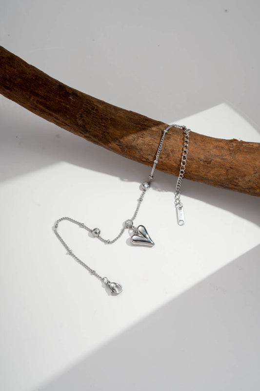 Roestvrijstalen armband met hangend hartje: Zilverkleurig|Beautiva Boutique