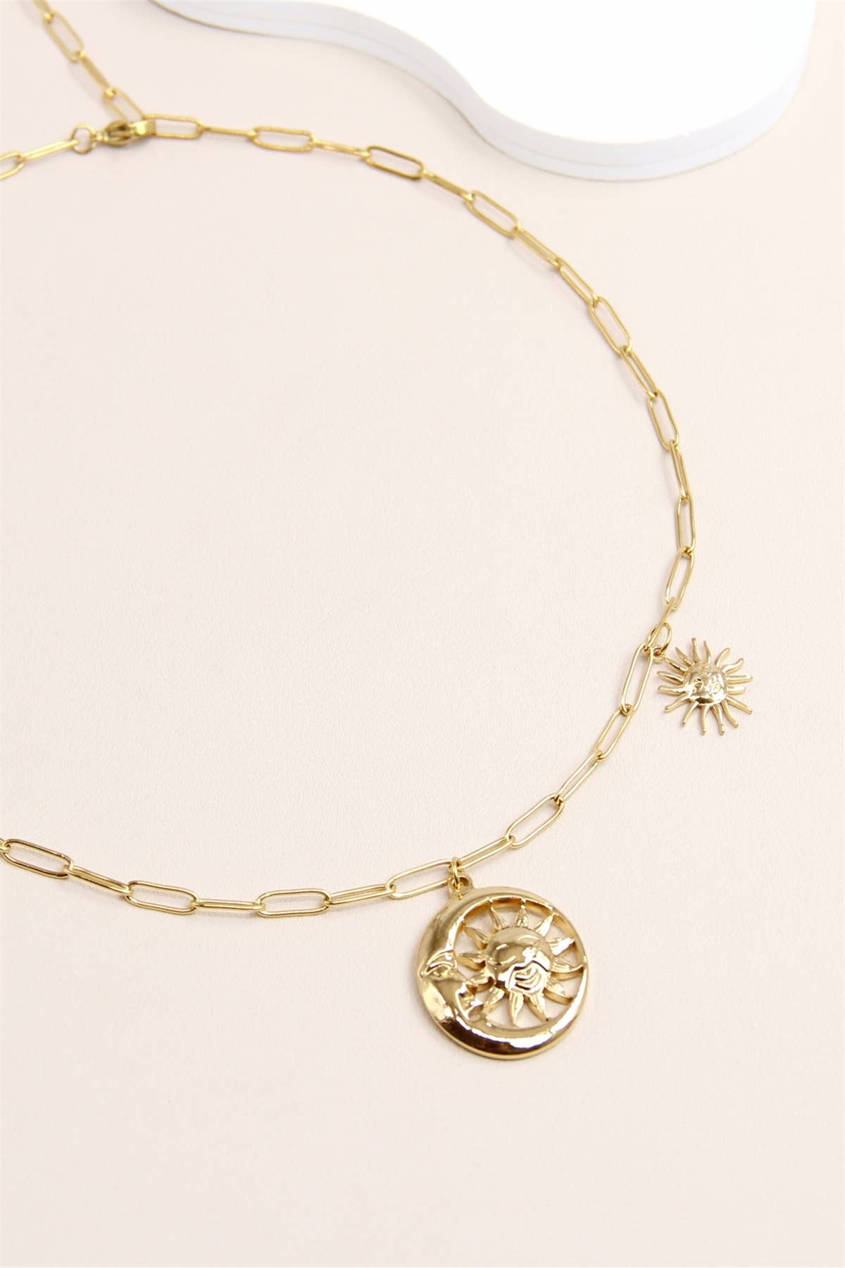 Roestvrijstalen Zon Ketting Met Kristallen Hanger: Verguld |Beautiva Boutique