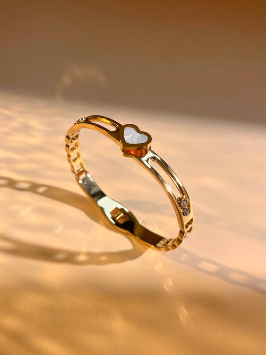 Hartvormige schuifarmband met strass Roestvrij staal: Geelgoud|Beautiva Boutique