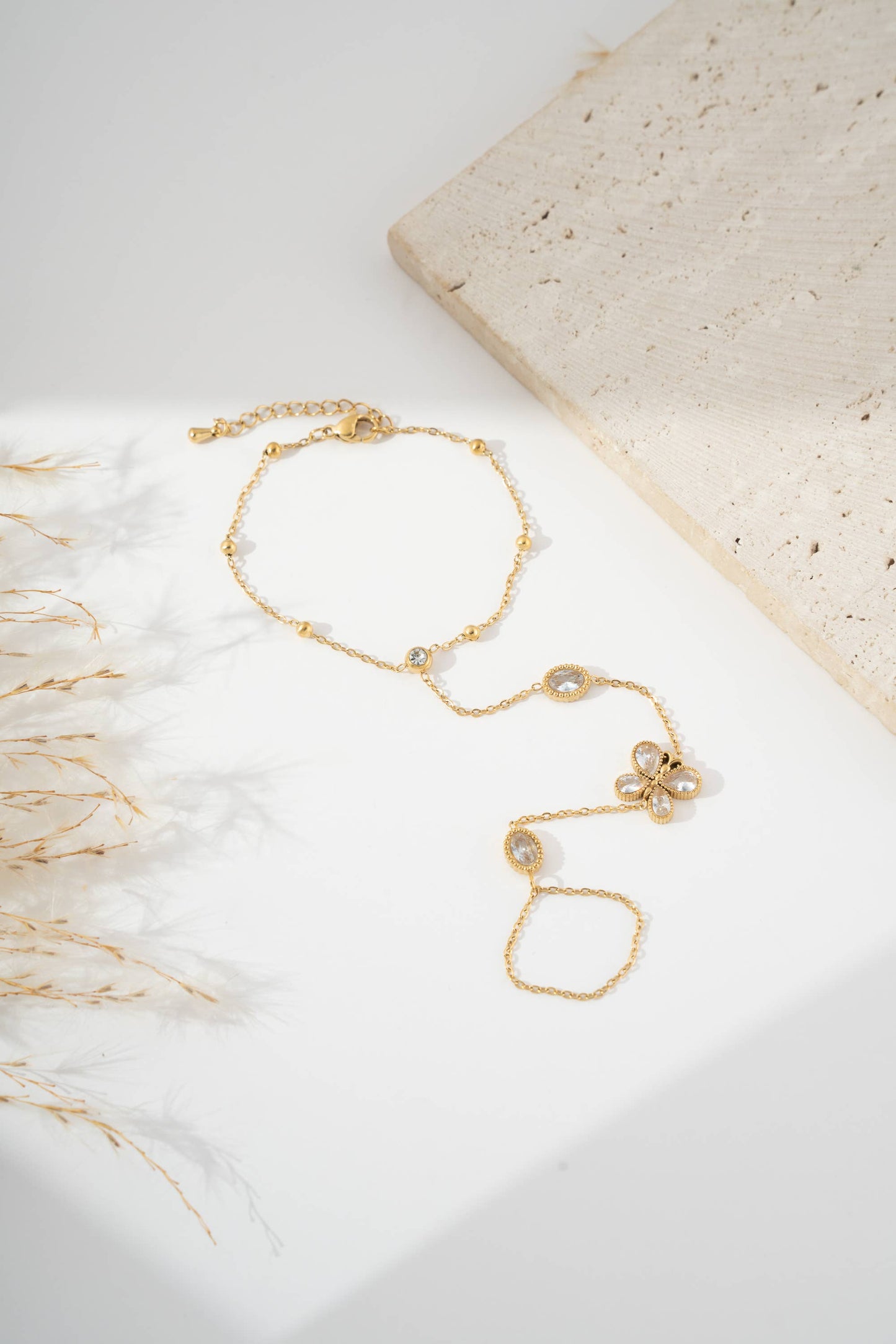 Delicate gouden vlinderhandarmband van roestvrij staal|Beautiva Boutique