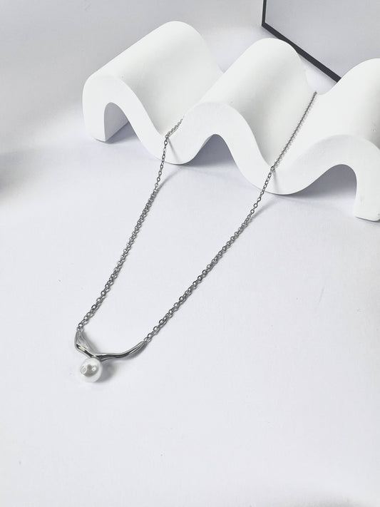 Roestvrijstalen ketting met parelhanger: Geld|Beautiva Boutique