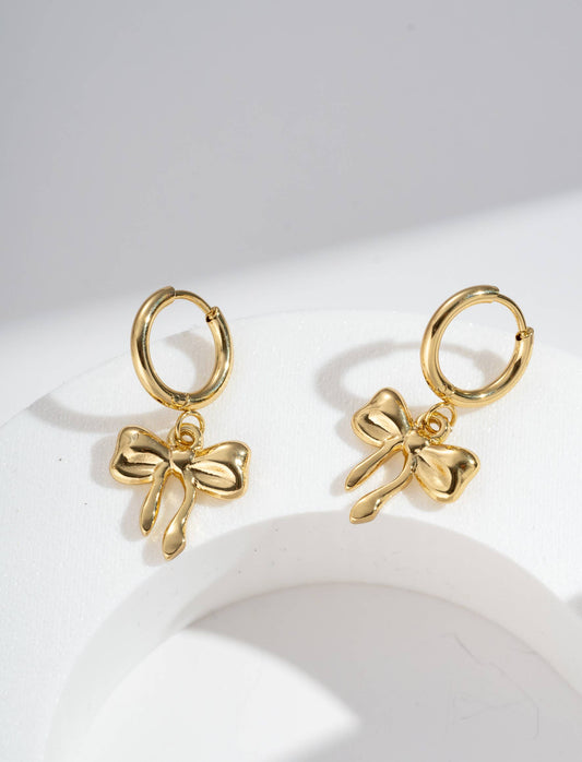 Gouden creolen elegante knoop – Verfijnd trendy damesjuweel |Beautiva Boutique