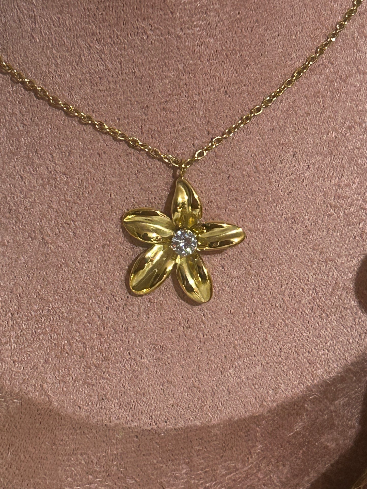 Roestvrijstalen vergulde Bloem kristal ketting | Beautiva Boutique