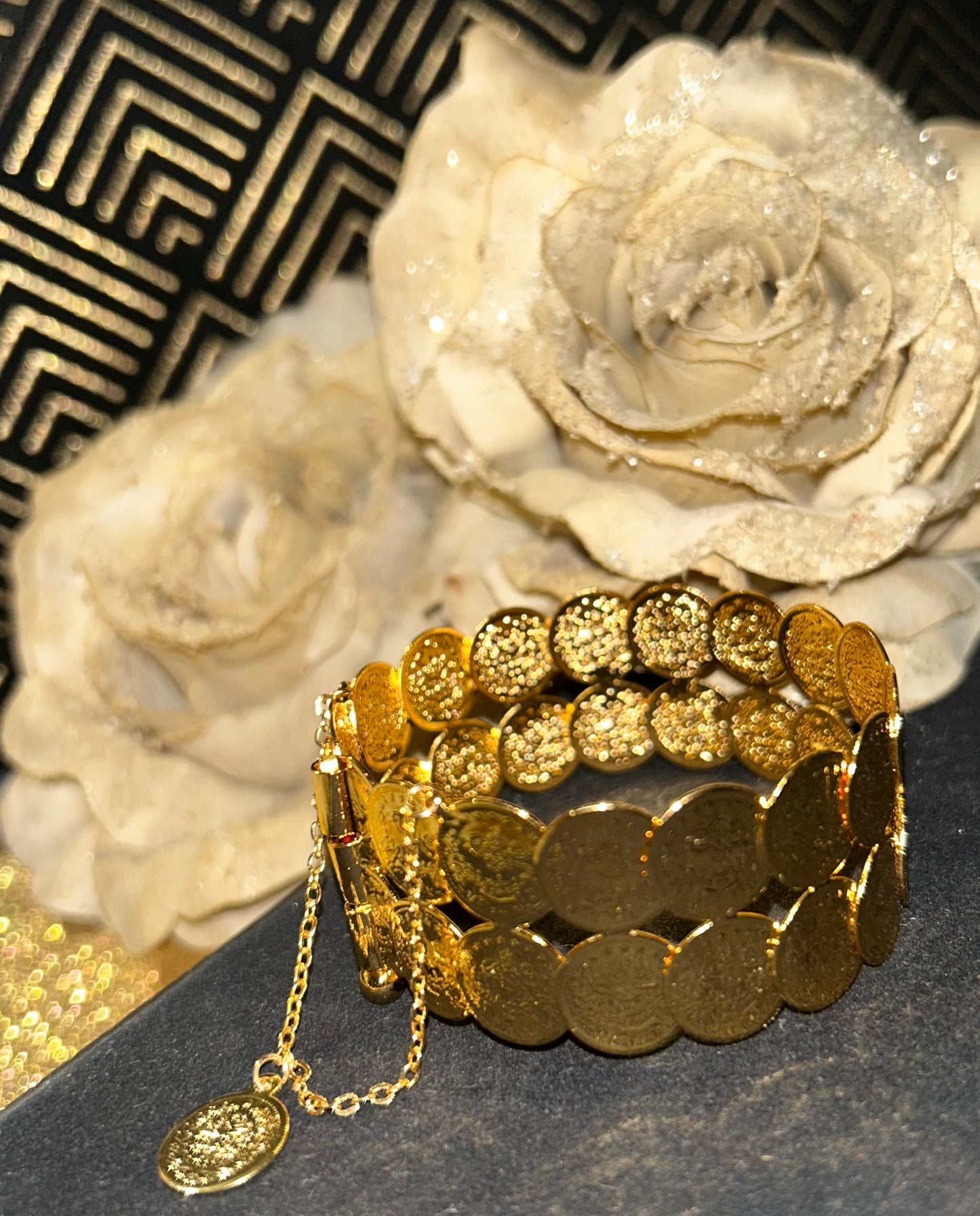 Luxe 21K Goudkleurige Turkse Munten Armband, Verguld RVS Design| Beautiva Boutique