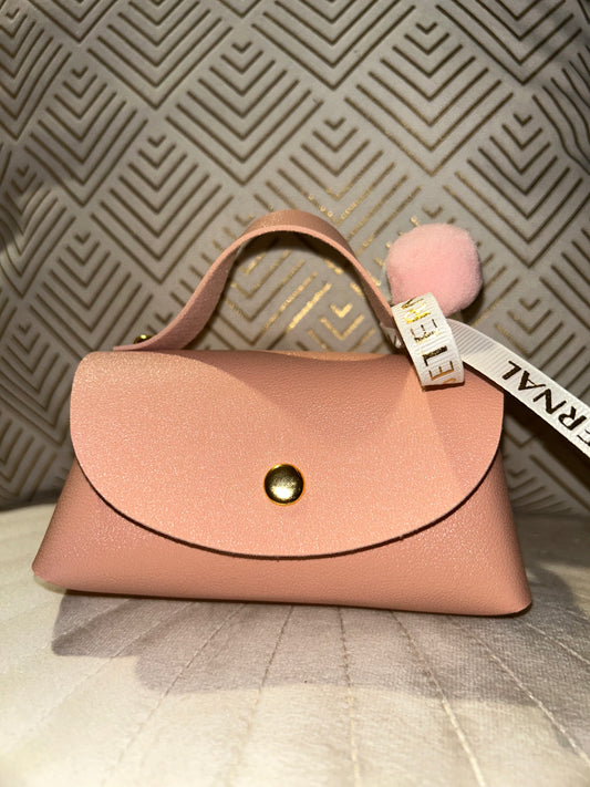 Elegante roze kunstleren sieraden tasje met goude details | accessoires | Beautiva Boutique