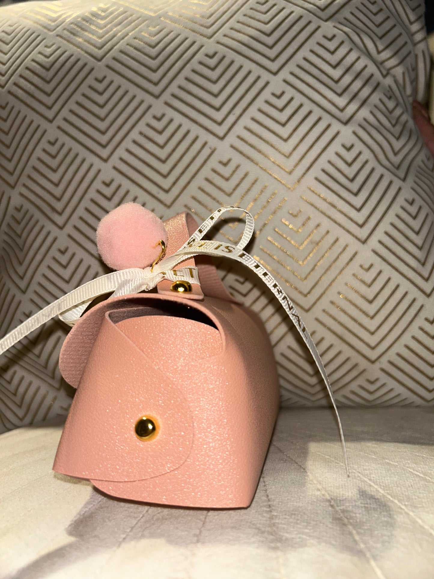 Elegante roze kunstleren sieraden tasje met goude details | accessoires | Beautiva Boutique