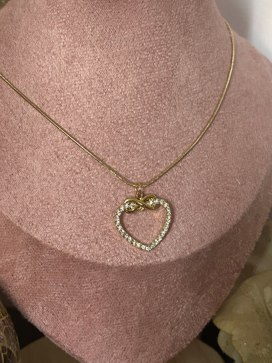 Oneindige hartketting van roestvrij staal met fonkelende strass-steentjes |Beautiva Boutique