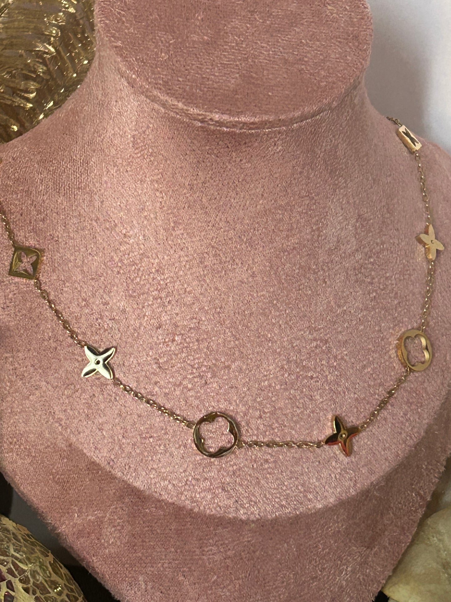 Vergulde Roestvrijstalen Design Ketting met Bloem- en Stermotieven|Beautiva Boutique
