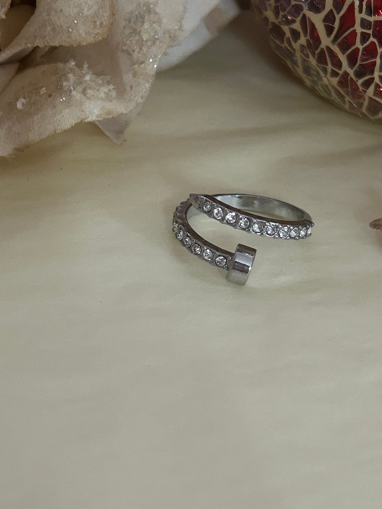Spijkerring bezet met stenen, kostbare glans, staal: Argent Zilver |Beautiva Boutique