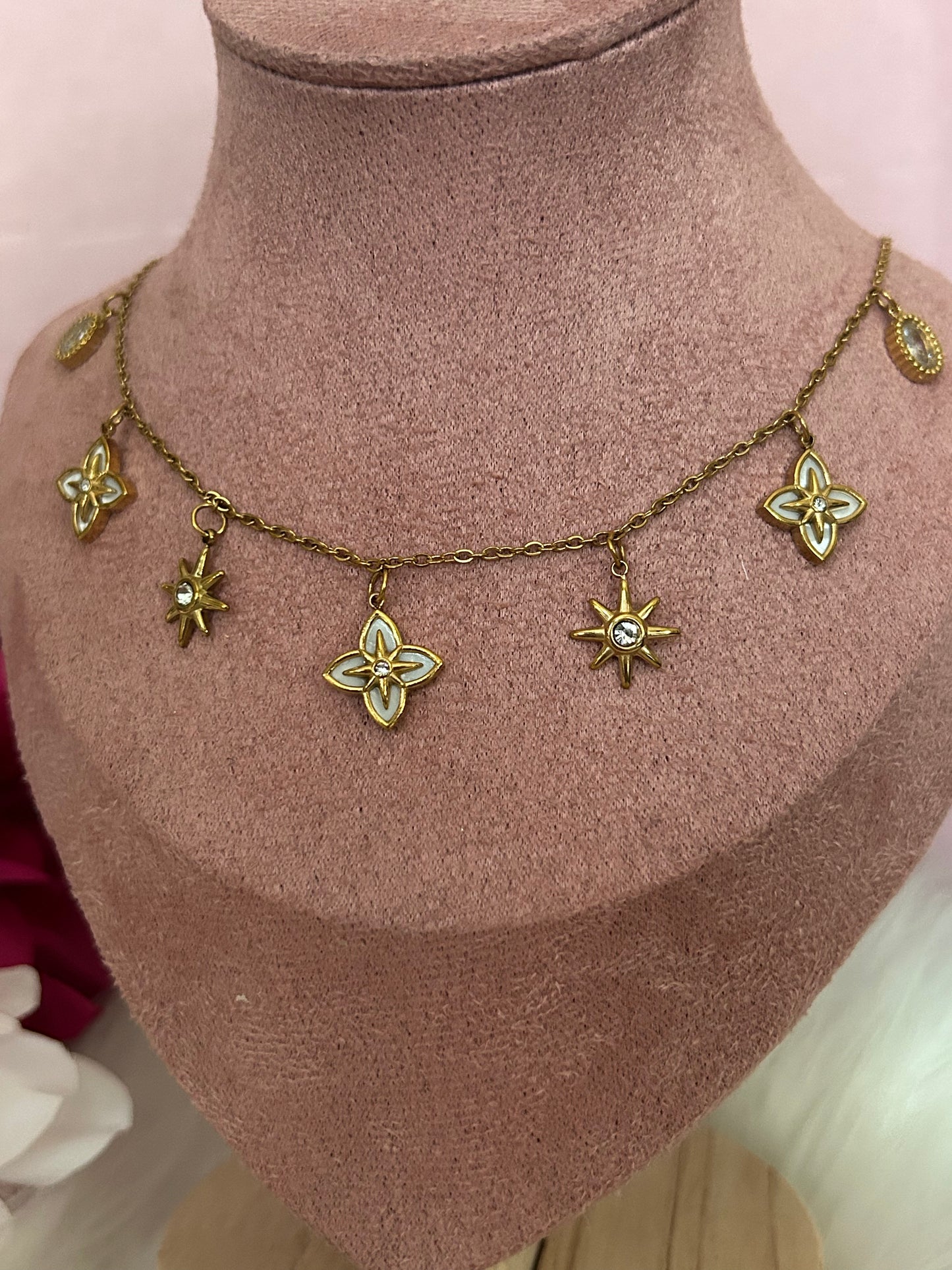 Vergulde Ketting Charms Bloem en Ster Ingezette Stenen, Feeërie|Beautiva Boutique