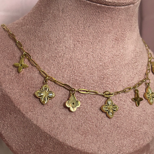 Golden Charm Luxe Ketting, 18K verguld RVS met klaver en bloemhangers | Beautiva Boutique