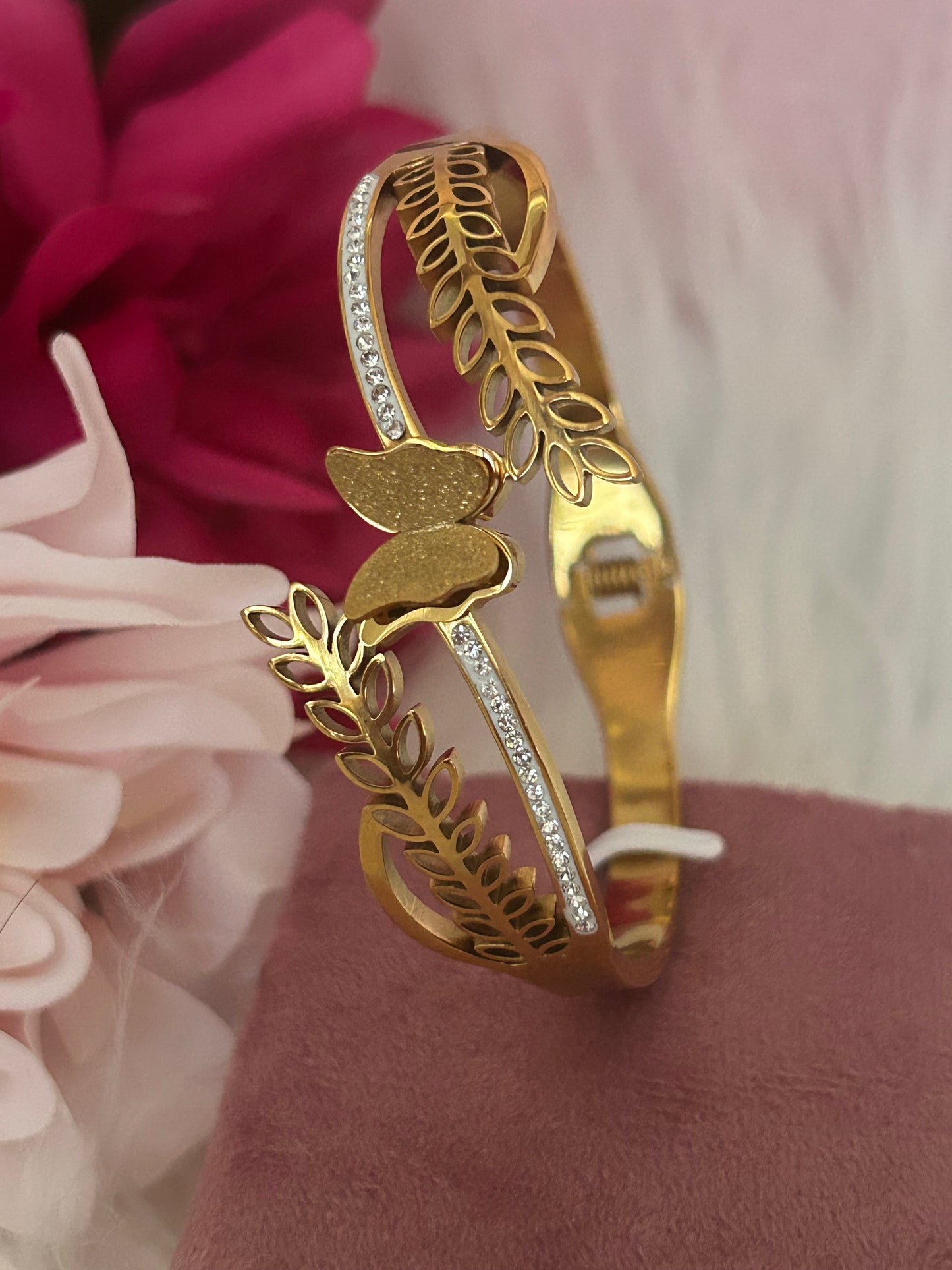 Armband met blad- en vlindermotief van roestvrij staal: Geelgoud|Beautiva Boutique