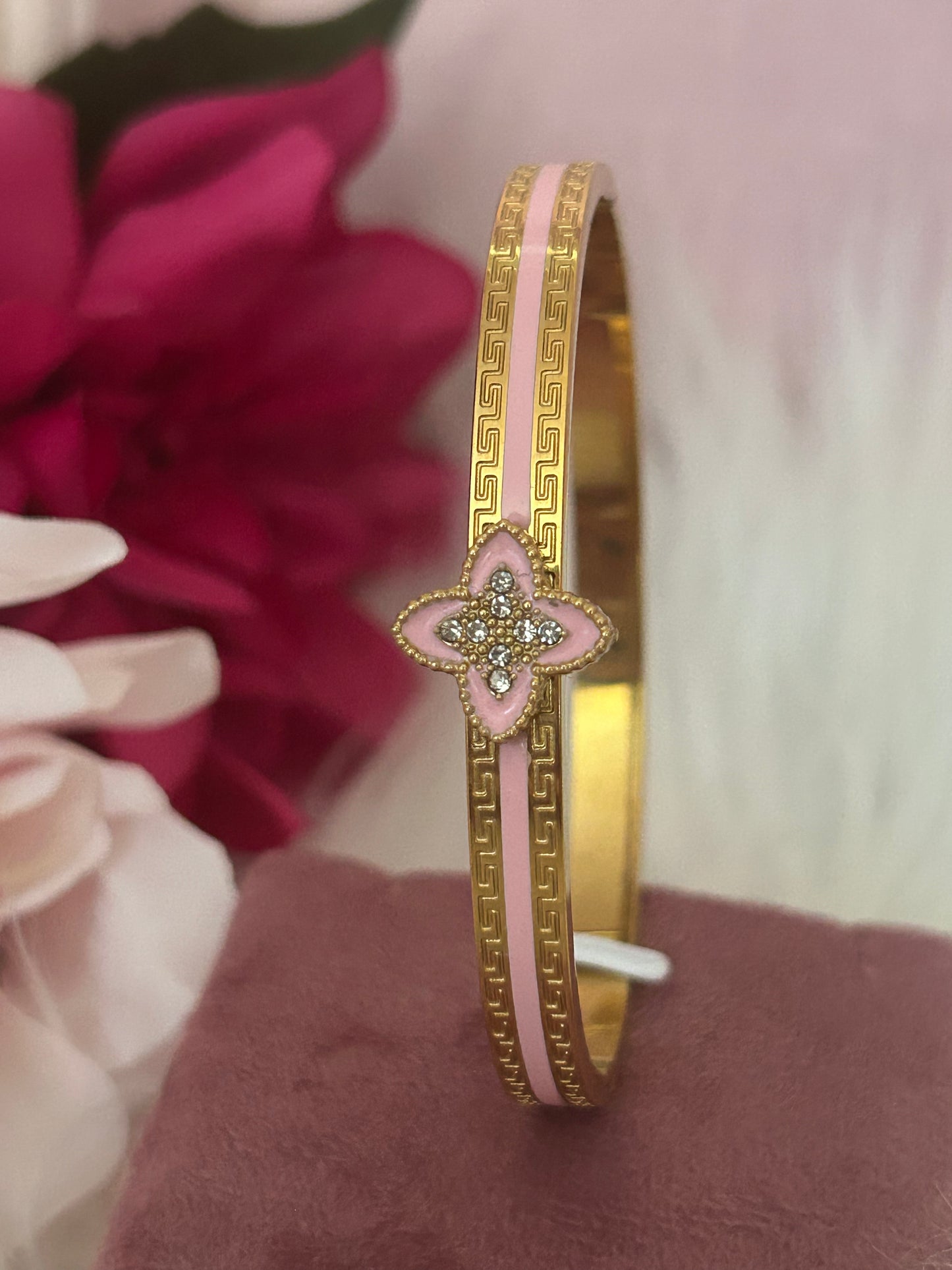 Golden Clover Pink Armband, Titanium Luxe Editie| Beautiva Boutique