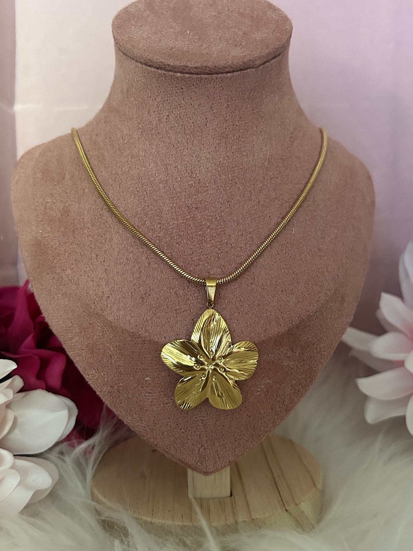 RVS Ketting, Gouden Bloem van Elegantie| Beautiva Boutique