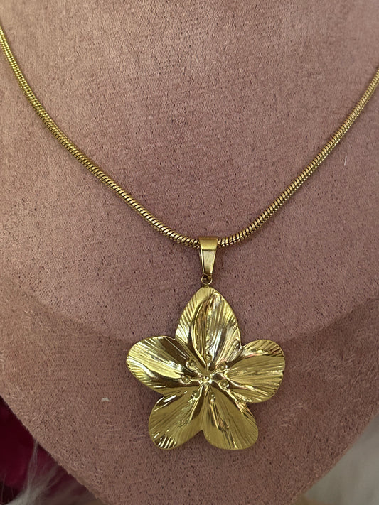 RVS Ketting, Gouden Bloem van Elegantie| Beautiva Boutique