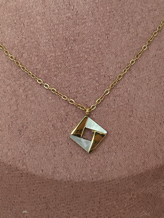 Roestvrijstalen ketting met vierkante hanger van parelmoer|Beautiva Boutique