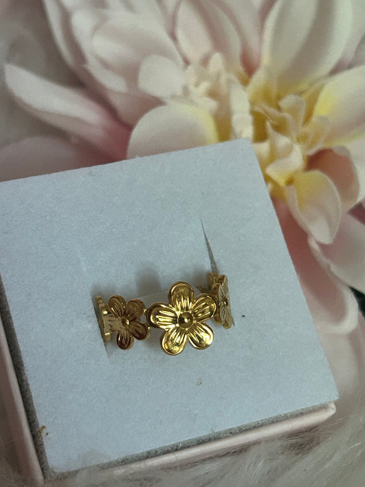 18K Vergulde Bloemen ring, Roestvrij staal Ook verkrijgbaar in Zilverkleurig | Beautiva Boutique