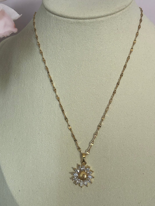 Sunshine Flower Ketting, 18K Verguld RVS met kristallen | Beautiva Boutique