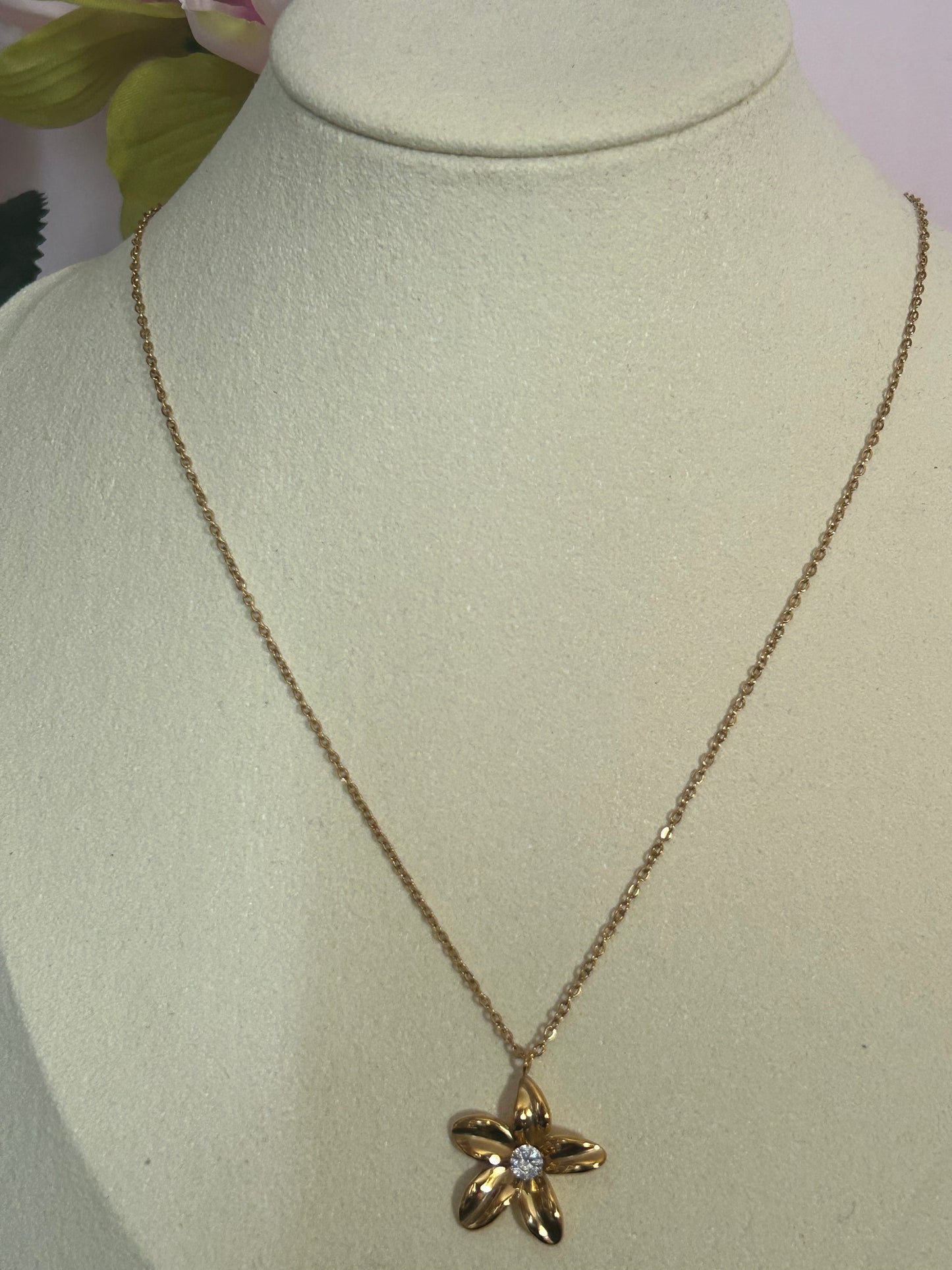 Roestvrijstalen vergulde Bloem kristal ketting | Beautiva Boutique