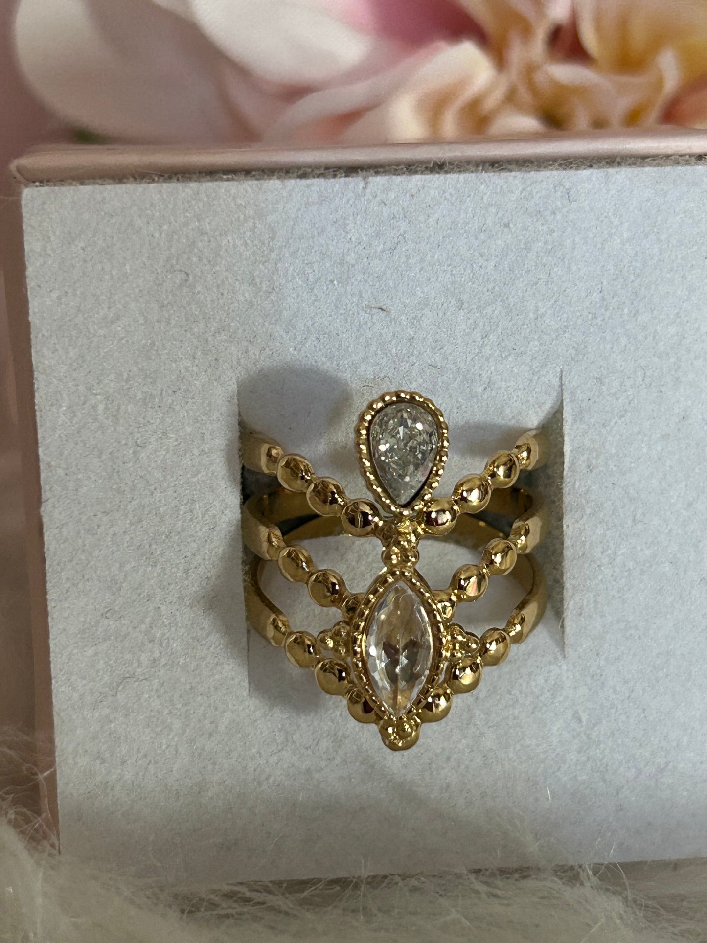roestvrijstalen Traan Ring verguld staal met parelmoer en strassstenen: |Beautiva Boutique