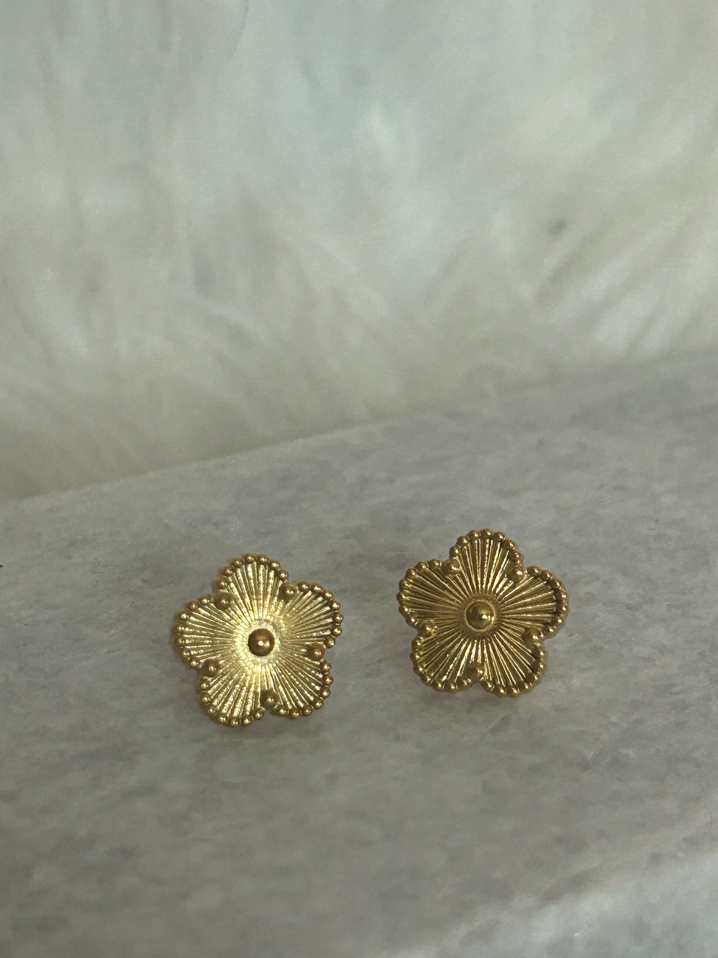 Klaver Oorbel 14 Karaat Goud Verguld Roestvrijstaal |Beautiva Boutiique