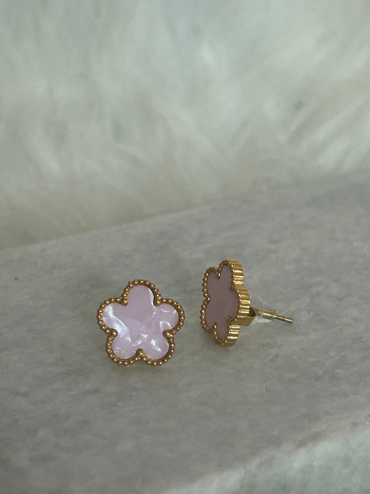 Klaver Oorbel 14 Karaats Verguld Roestvrijstaal kleur Roze|Beautiva Boutique