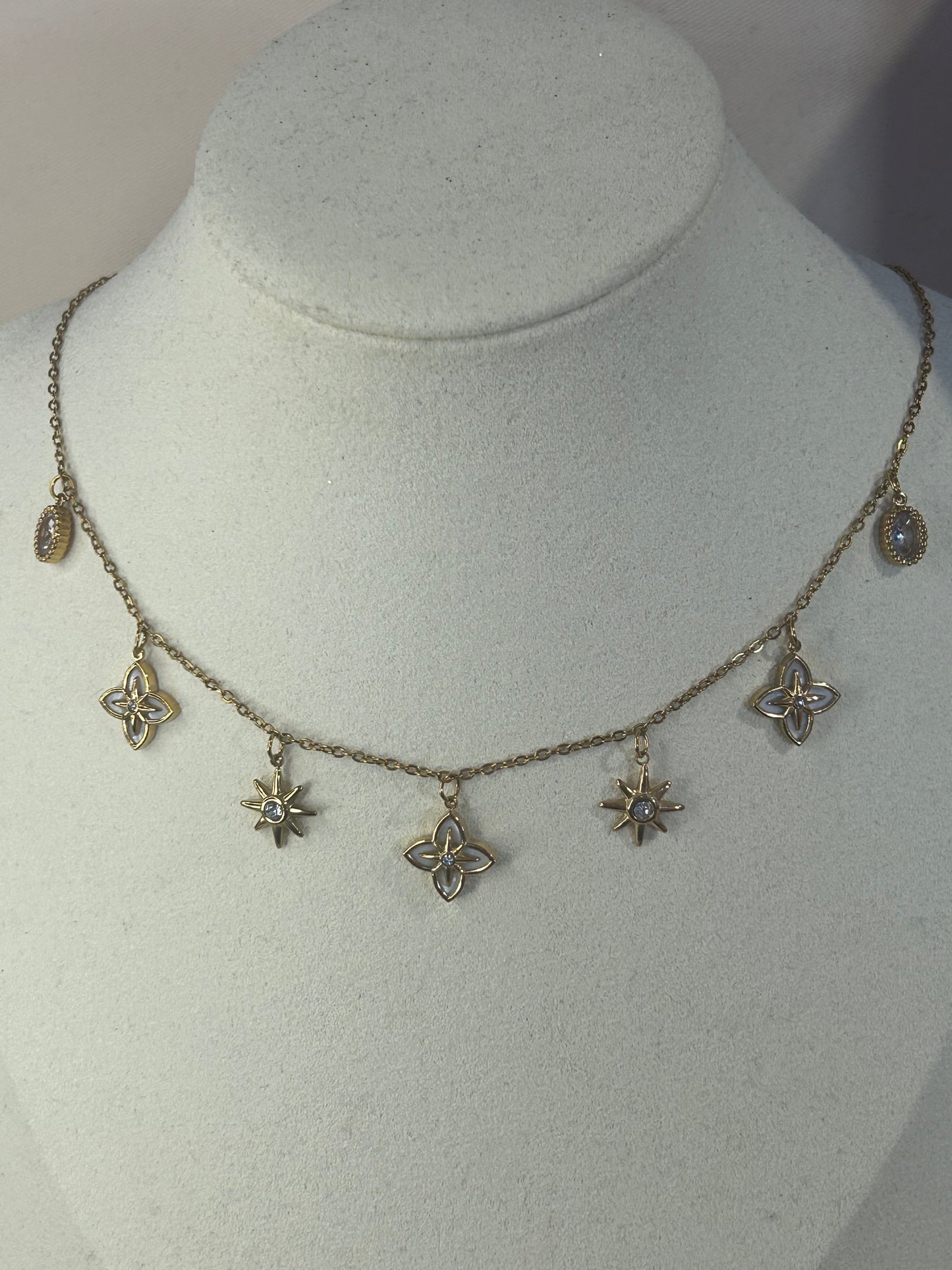 Vergulde Ketting Charms Bloem en Ster Ingezette Stenen, Feeërie|Beautiva Boutique