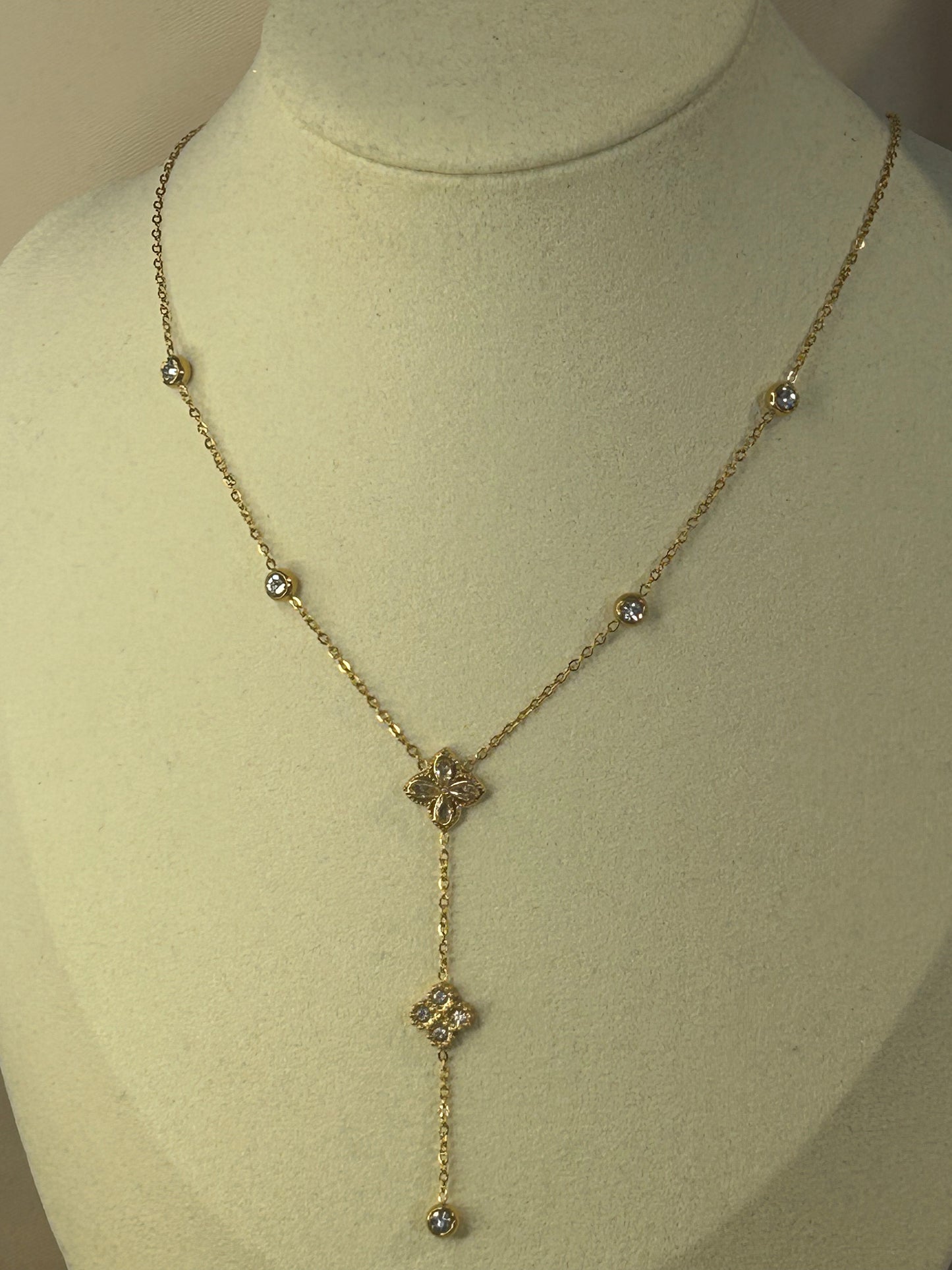 Roestvrijstalen Y Ketting Klaver versierd met kristal Elegantie goud | Beautiva Boutique