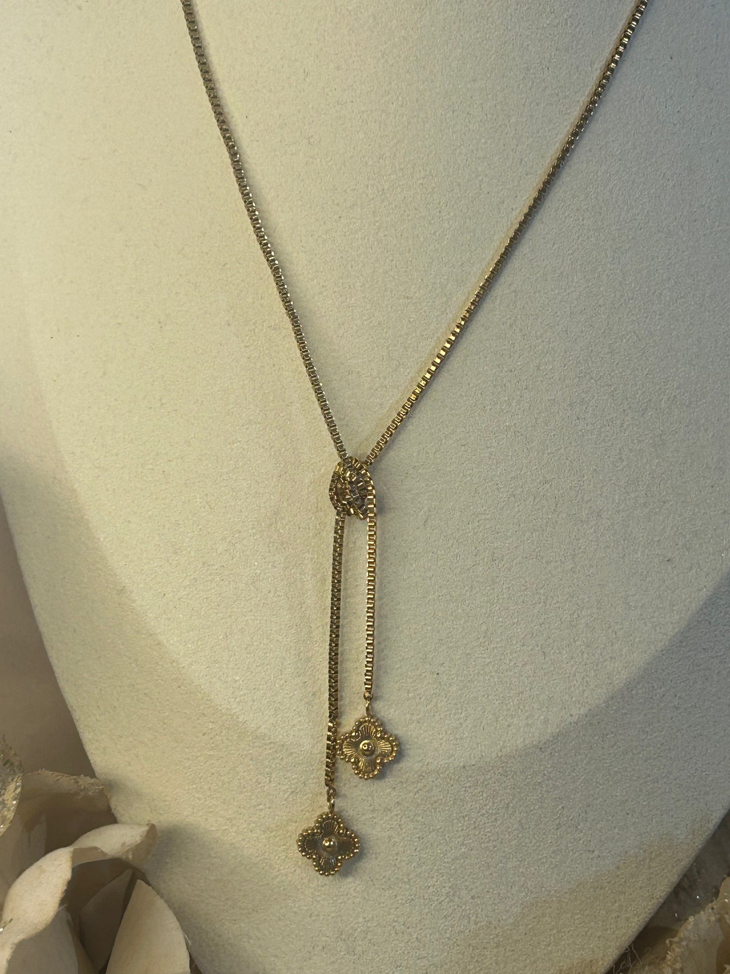 Gouden Dubbele Bloem ketting Fijn Elegantie Verfijnd inRoestvrij staal |Beautiva Boutique