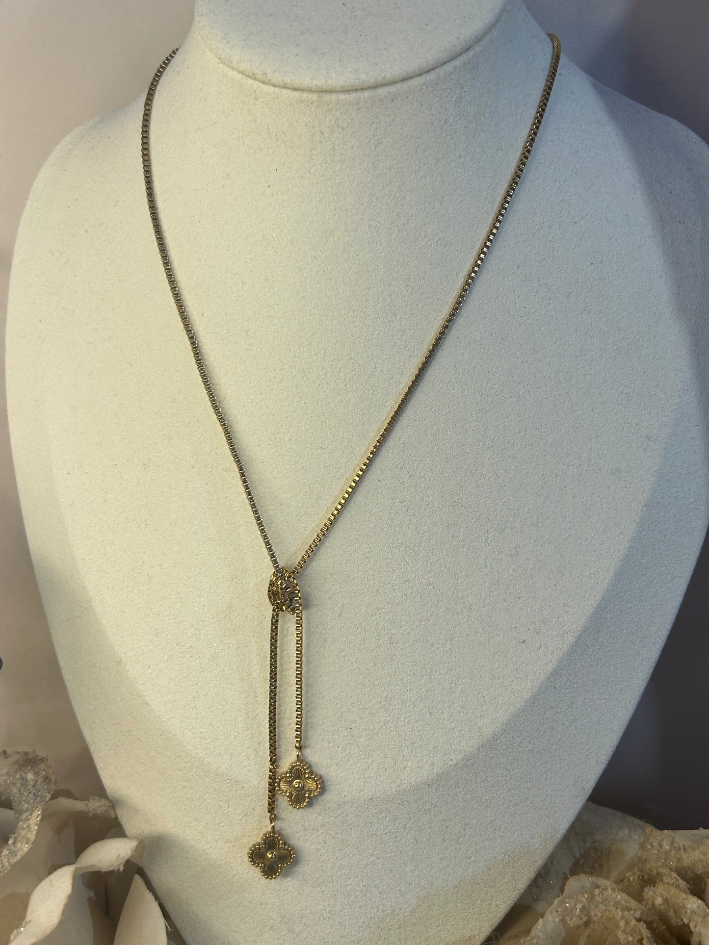 Gouden Dubbele Bloem ketting Fijn Elegantie Verfijnd inRoestvrij staal |Beautiva Boutique