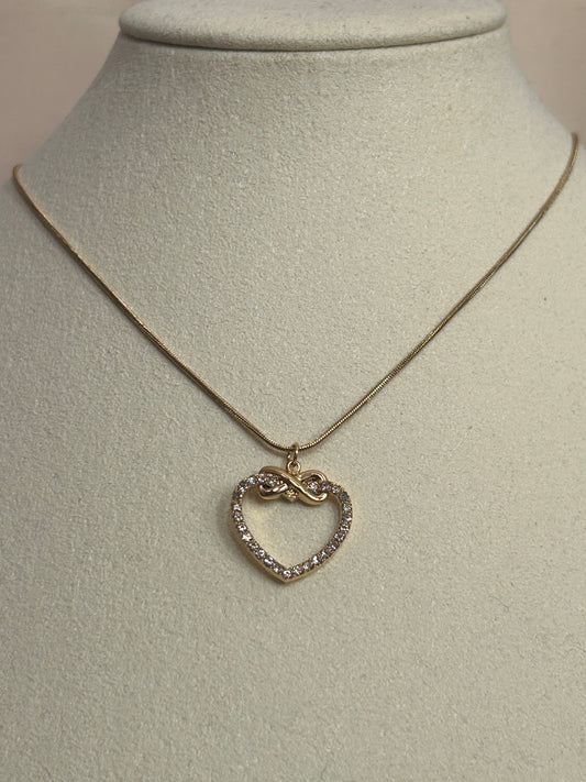 Oneindige hartketting van roestvrij staal met fonkelende strass-steentjes |Beautiva Boutique
