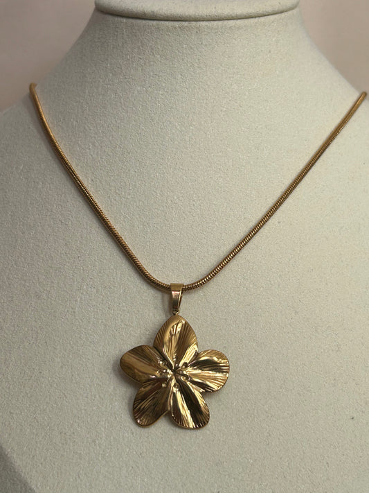 RVS Ketting, Gouden Bloem van Elegantie| Beautiva Boutique