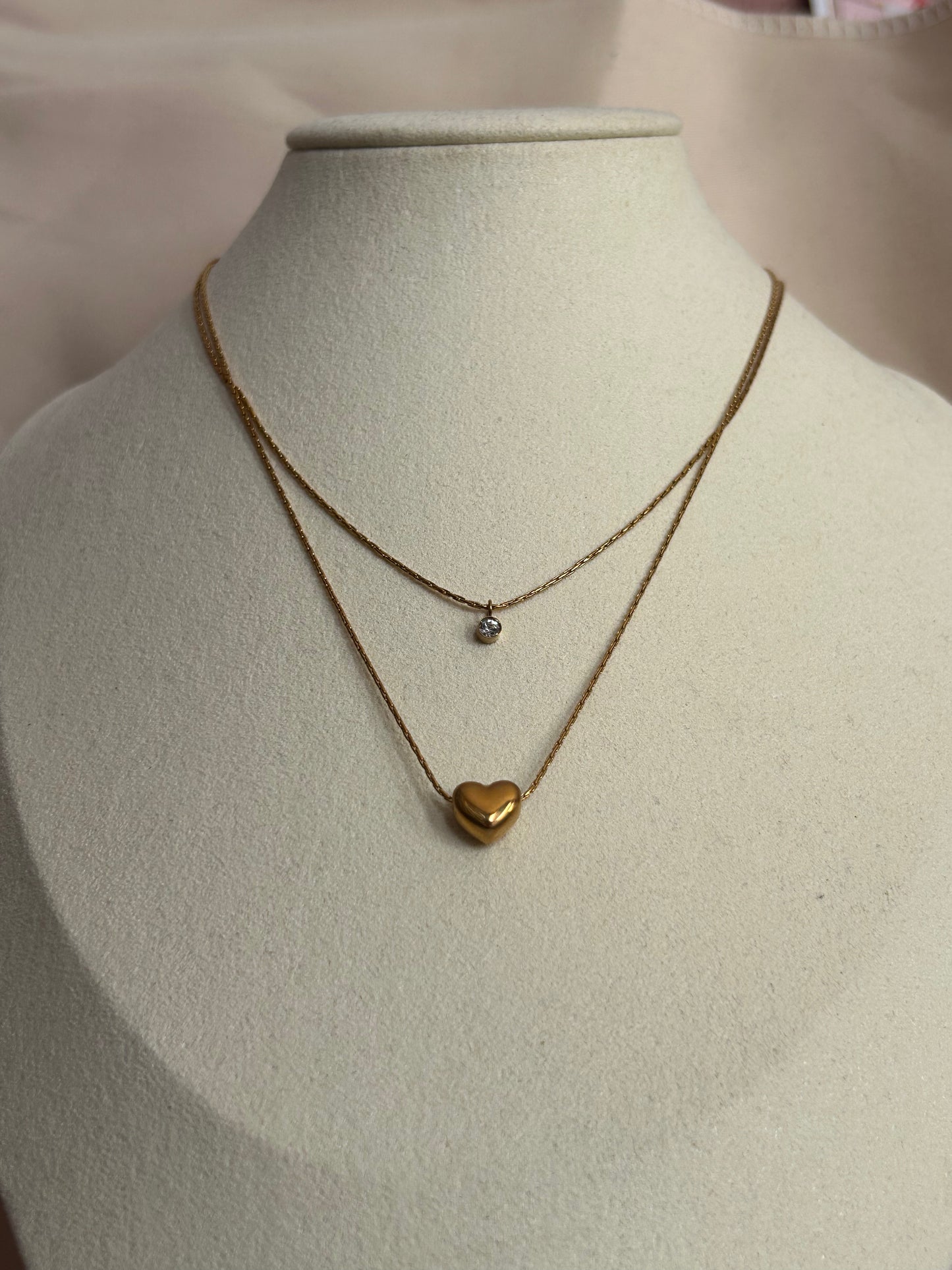 Dubbele wikkel ketting van roestvrij staal met hart en strass steentjes: Geelgoud|Beautiva Boutique
