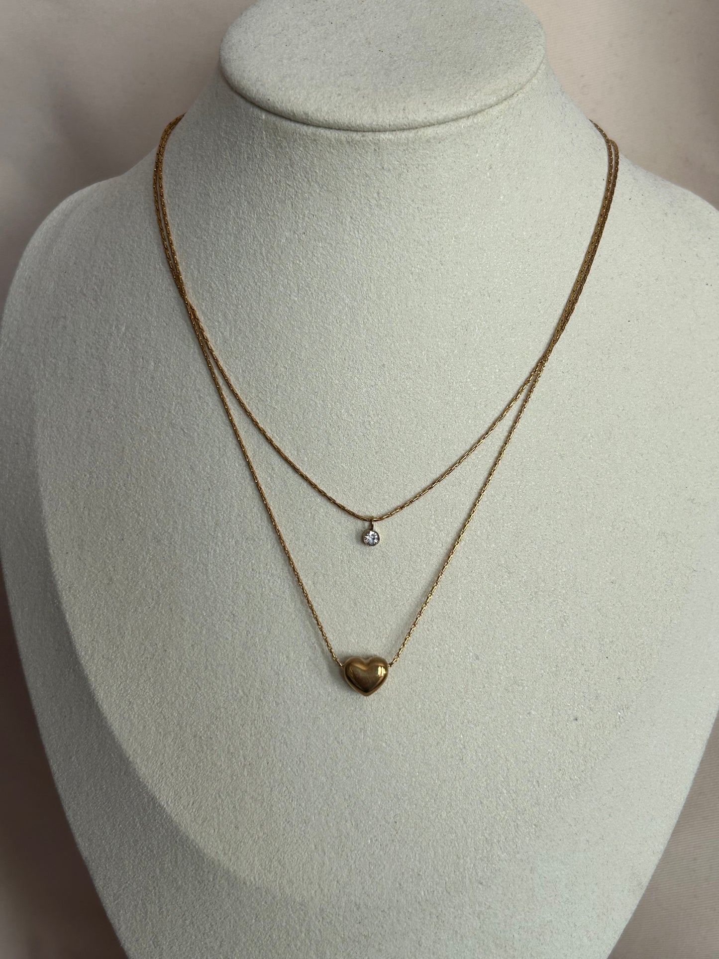 Dubbele wikkel ketting van roestvrij staal met hart en strass steentjes: Geelgoud|Beautiva Boutique