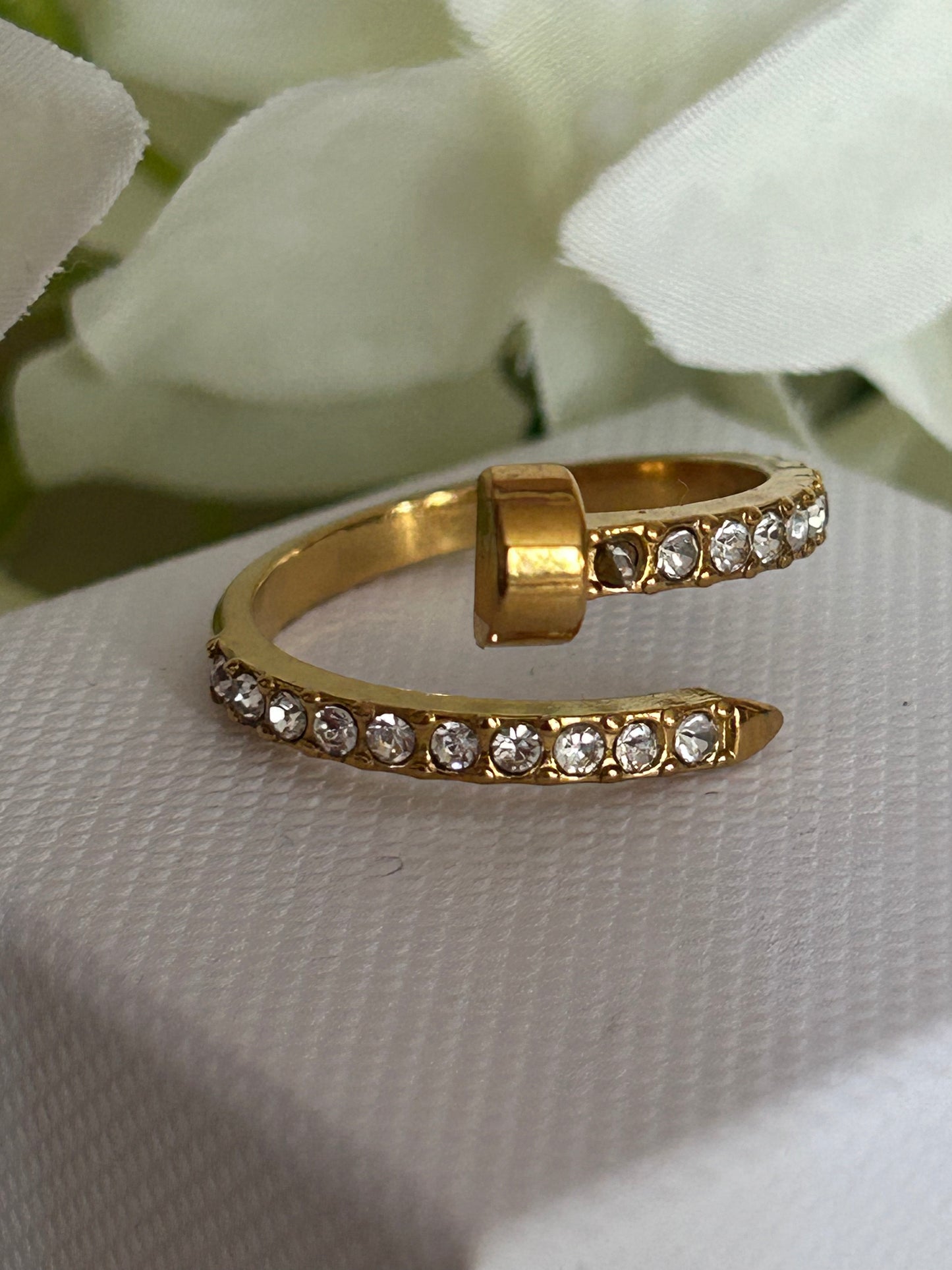 Spijkerring bezet met stenen, kostbare glans, staal: |Beautiva Boutique
