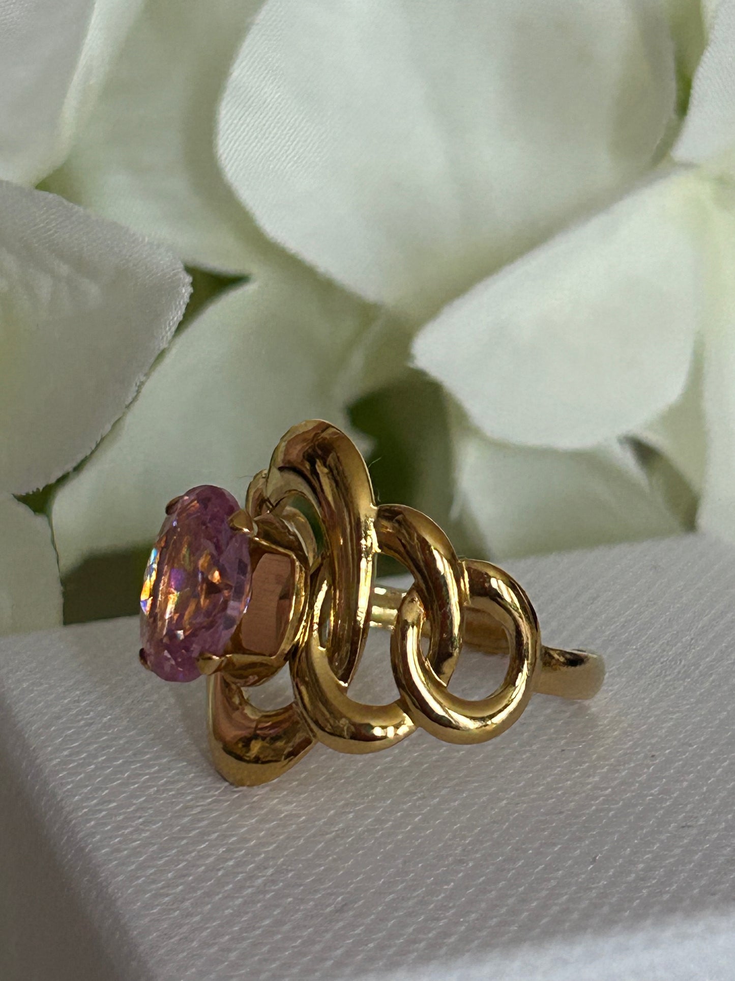 Verstelbare ronde ring met glinsterende kristal, elegant roestvrij staal: Roze