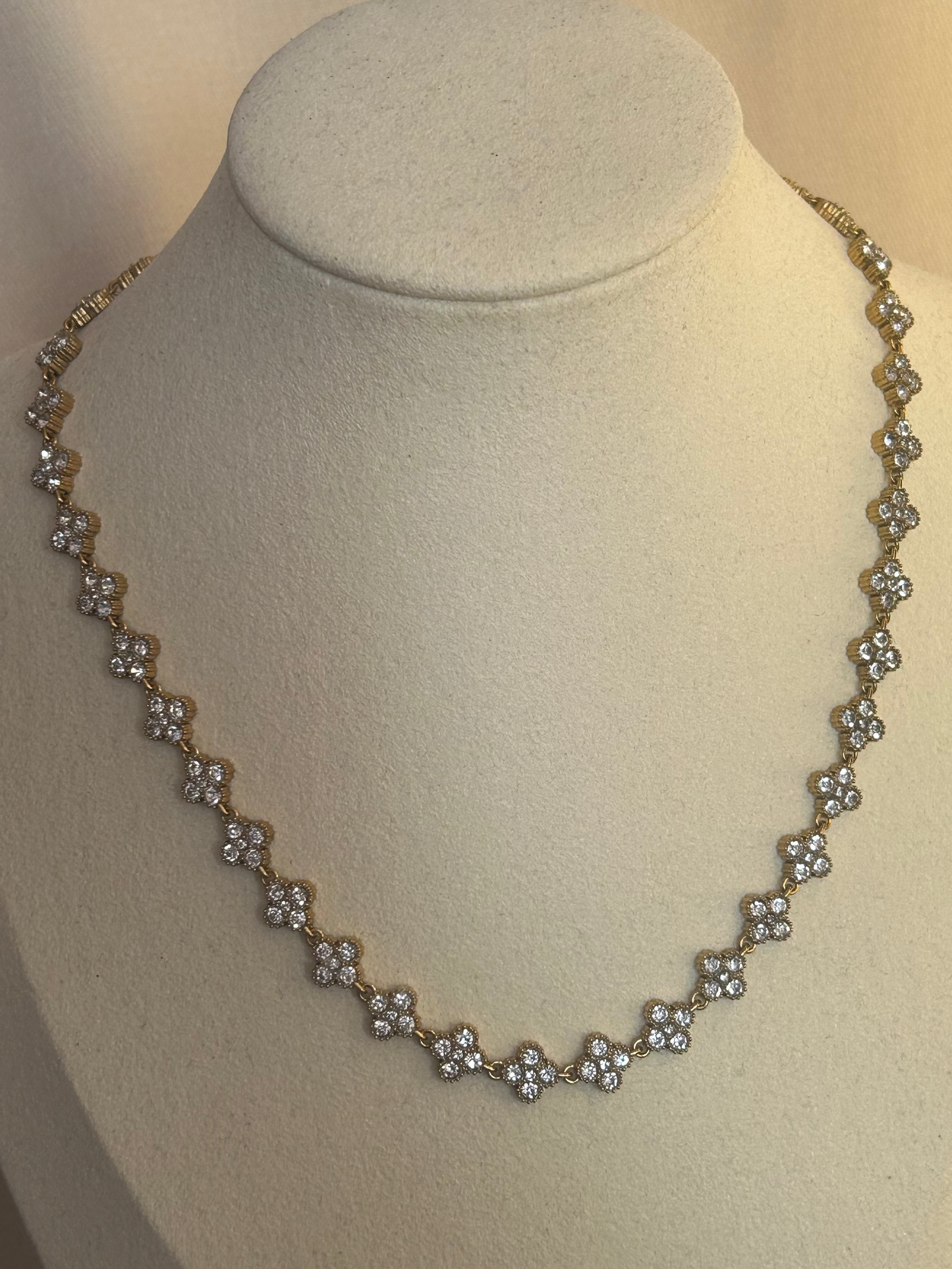 Luxe Roestvrijstalen bloemenketting met pavé zirkonia's |Beautiva Boutique