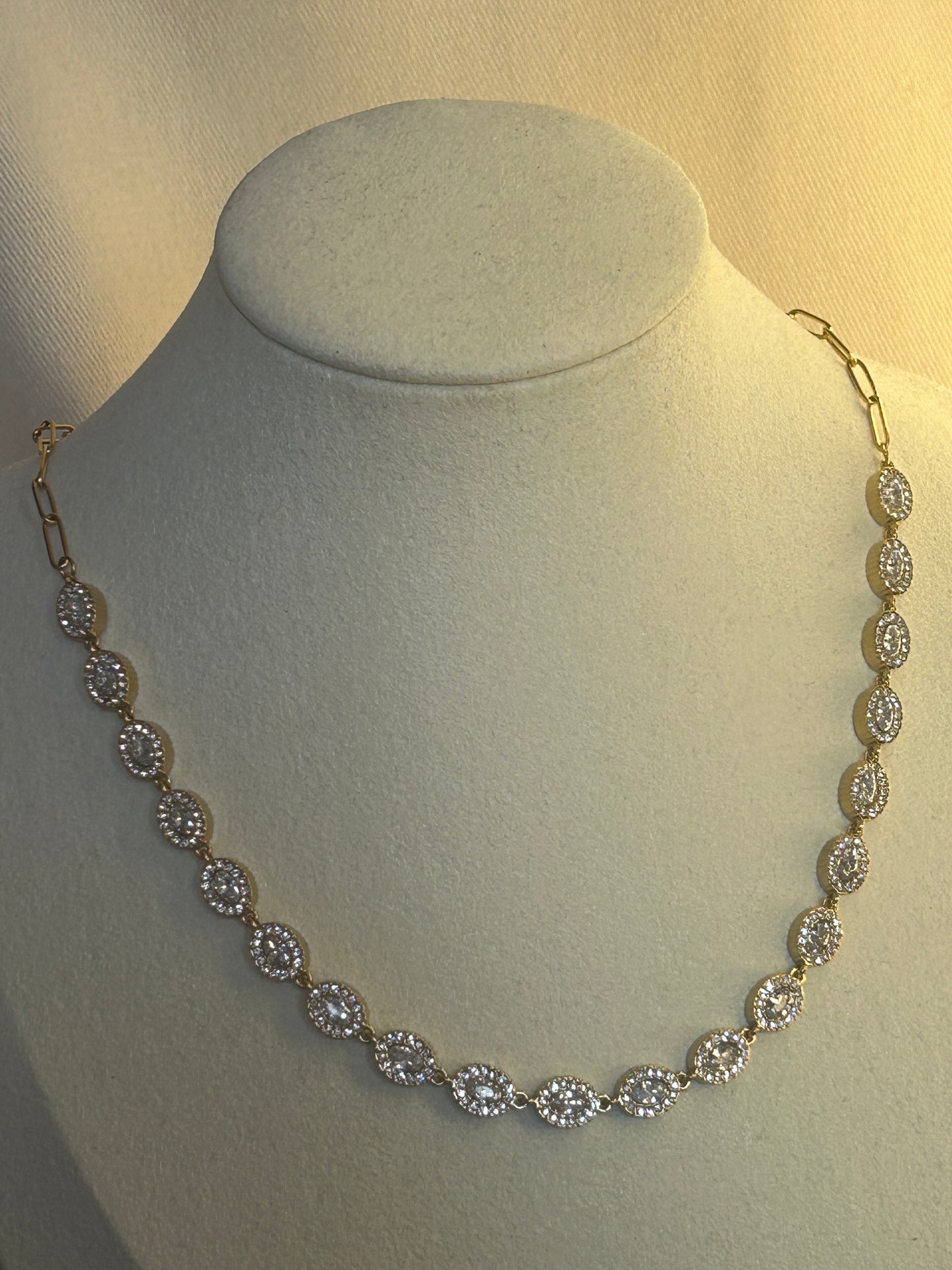 Strassketting van roestvrij staal – tijdloze glans: Verguld |Beautiva Boutique