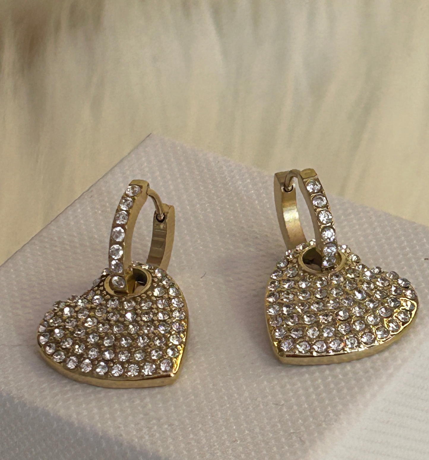 Hartvormige oorbellen met strass‑pavé – Roestvrijstaal elegante creolen |Beautiva Boutique