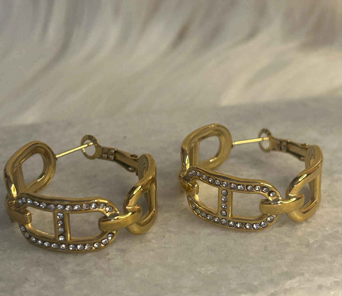 Schakel Strass Creolen Goudkleurig Oorbel Roestvrij Staal: |Beautiva Boutique