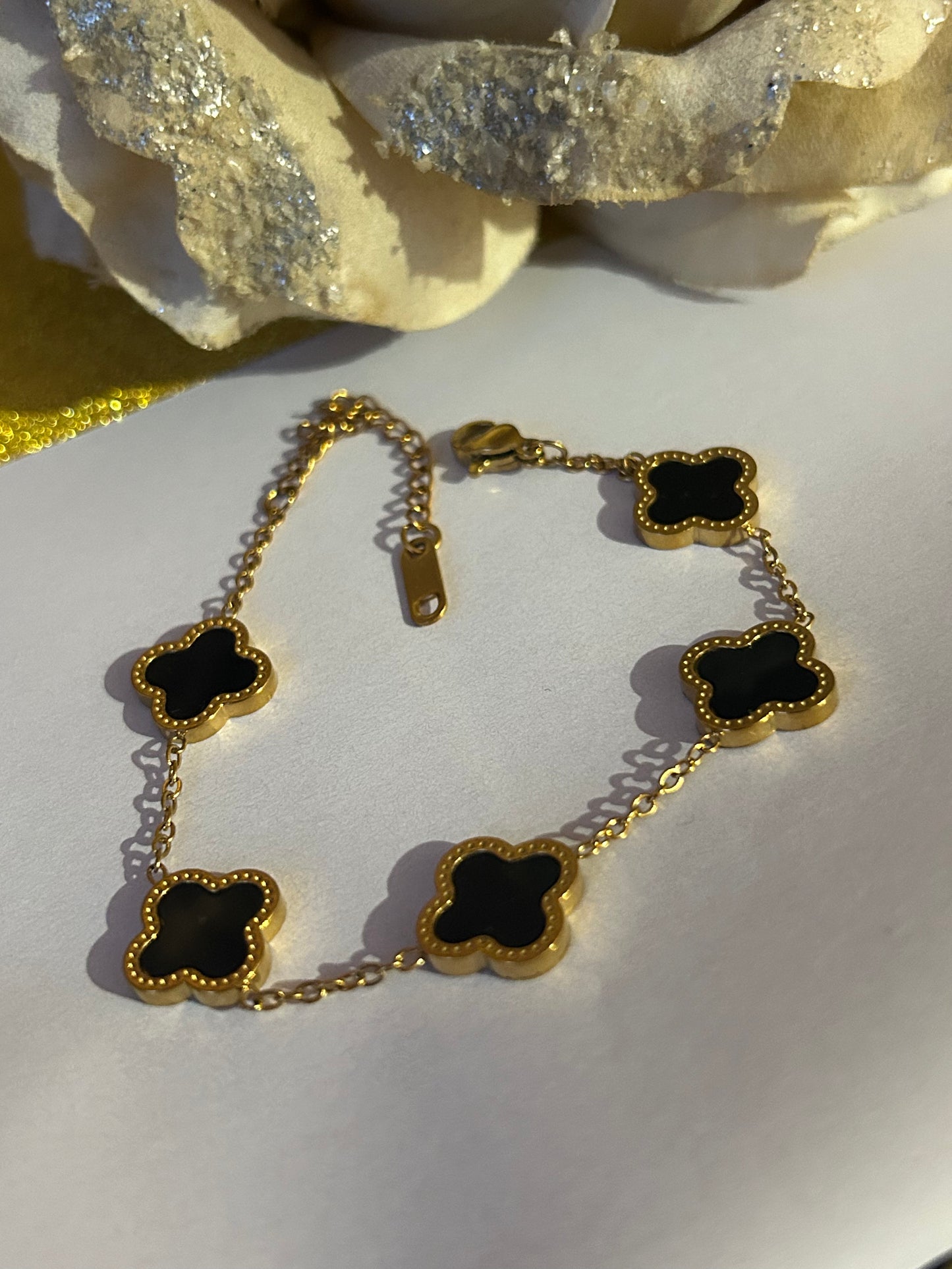 18K Vergulde RVS Armband Black Clover Elegance| Beautiva Boutique