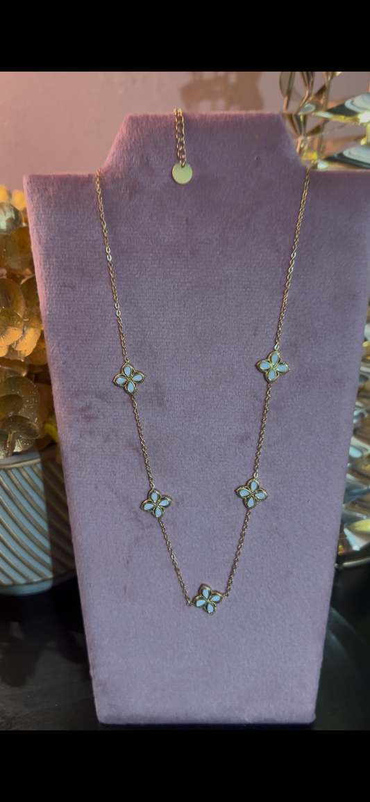 Gouden Opengewerkte Bloemenketting – Parelglans In staal |Beautiva Boutique