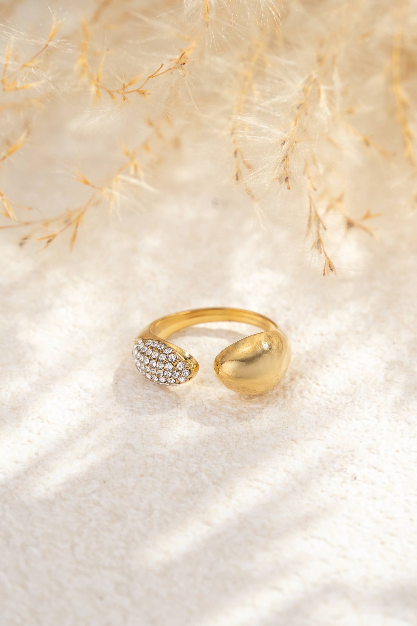 Damesring Roestvrij Staal Verguld Druppel Minimalistisch Design|Beautiva Boutique
