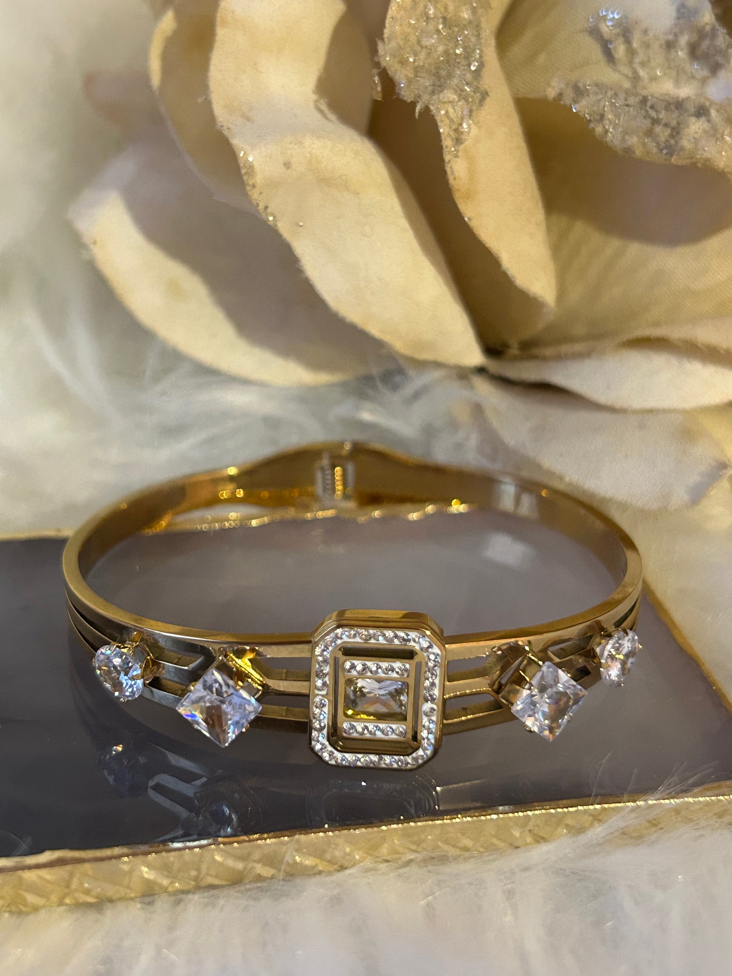 Crystal Shine Armband, Luxe RVS strass| Beautiva Boutique